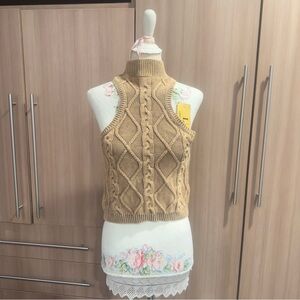 Cable Knit Sleeveless Turtleneck Sweater